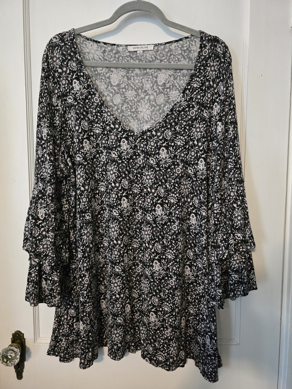 Rose & Olive Black White Gray Floral V-Neck Tunic with Bell Sleeves